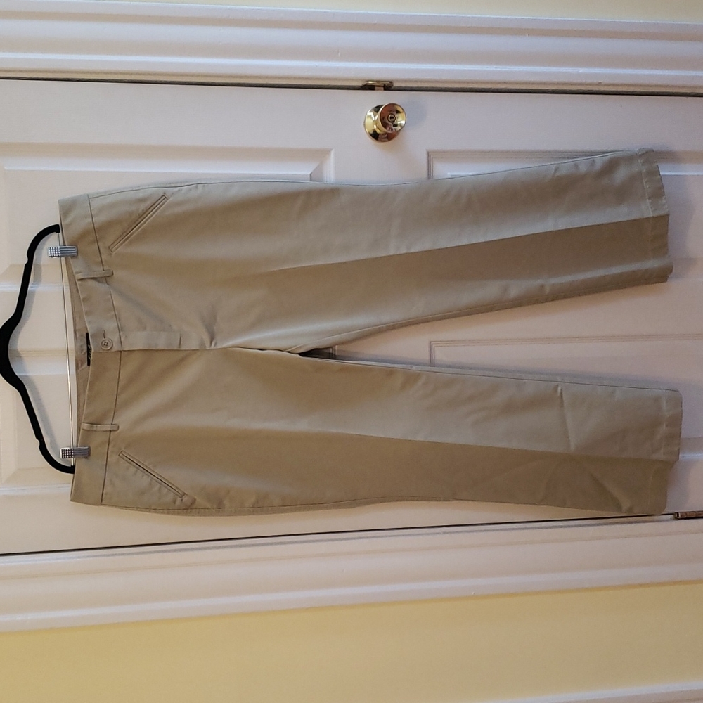 Eddie Bauer Wrinkle Resistant Blakely Fit Pants size 20 in Beige